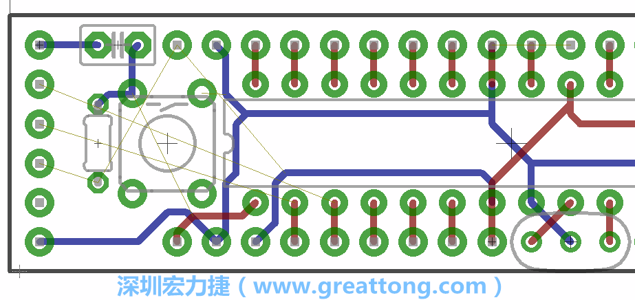 4.1. 把剩下的元件移動到電路板工作區(qū)上。