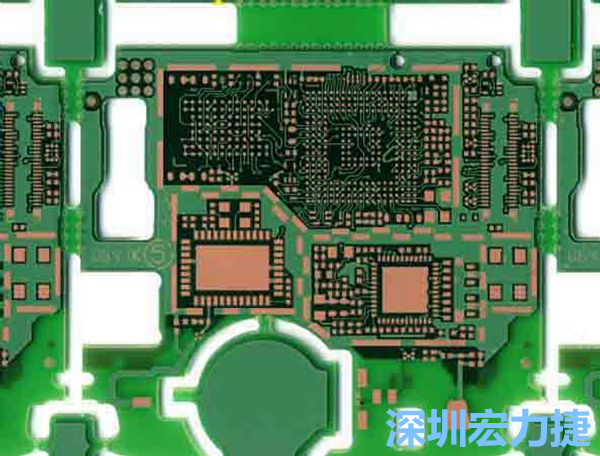 在產(chǎn)品極度要求小型化設計時，可利用HDI板材壓縮主板面積，同時具減輕重量優(yōu)點。