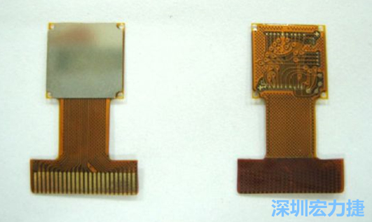 FPC可設(shè)計的電路復(fù)雜度與密度，比PCB遜色，但可適應(yīng)結(jié)構(gòu)的彈性結(jié)構(gòu)，成為電子產(chǎn)品設(shè)計重點(diǎn)。