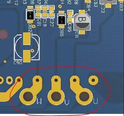 PCB設(shè)計(jì)不僅可以將PCB實(shí)現(xiàn)為即插即用的插件，而且可以增加焊料的厚度以達(dá)到過大電流的目的。